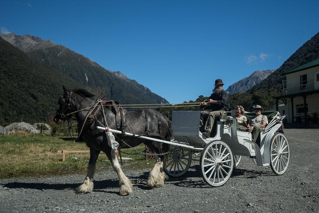 Otira Stagecoach Hotel 외부 사진