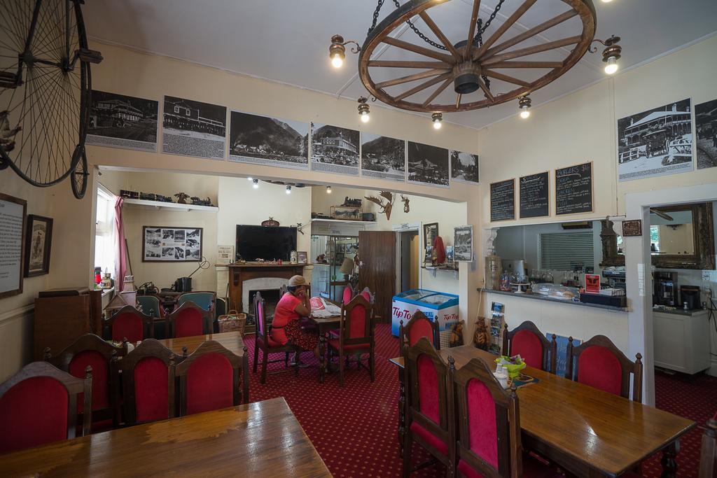 Otira Stagecoach Hotel 외부 사진