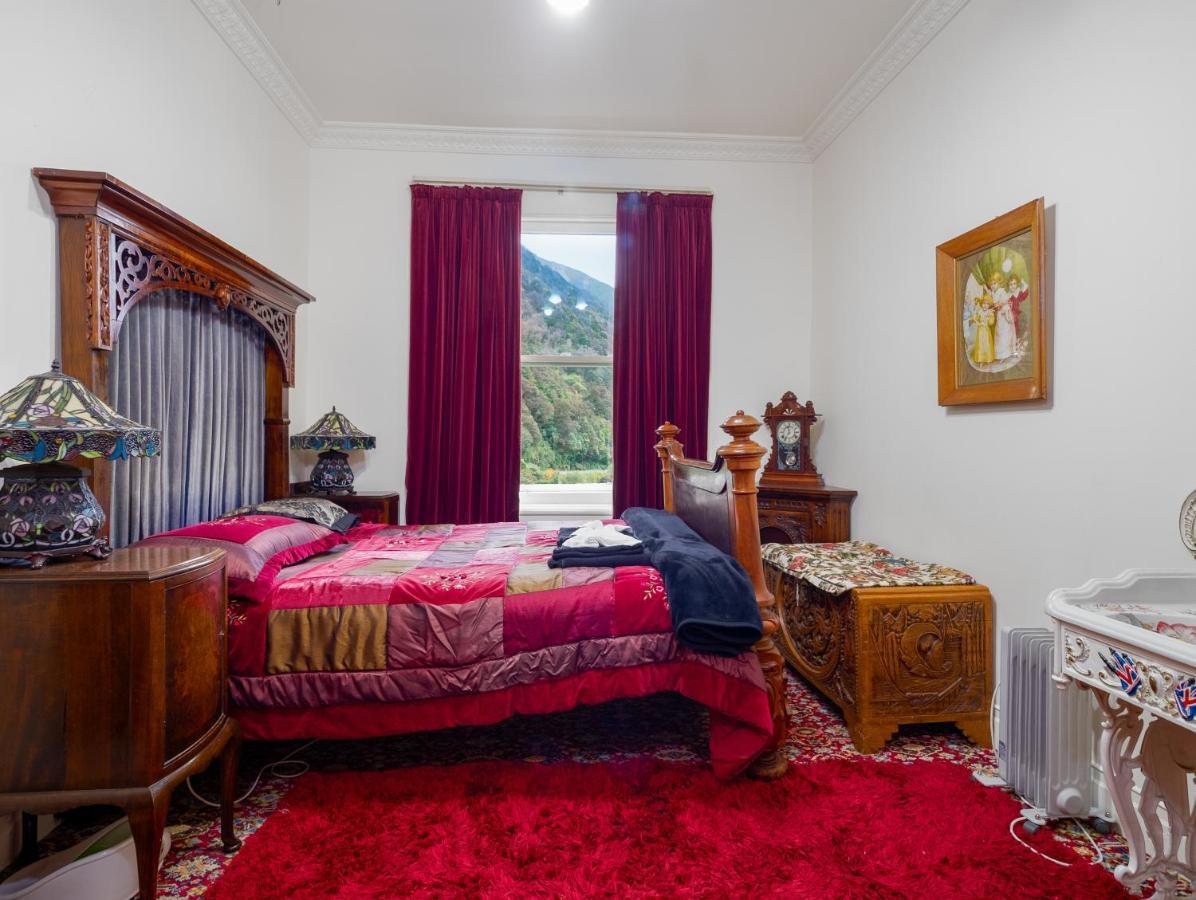 Otira Stagecoach Hotel 외부 사진