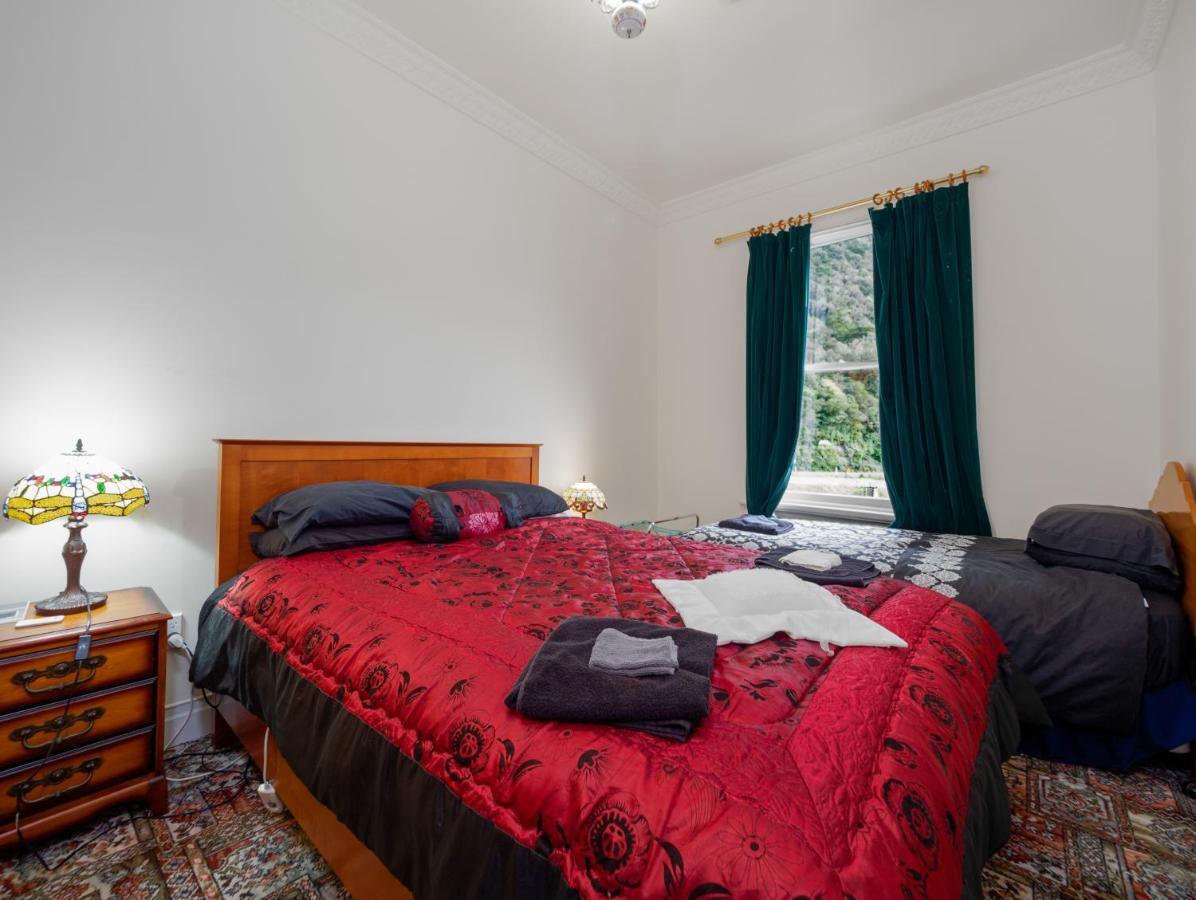 Otira Stagecoach Hotel 외부 사진