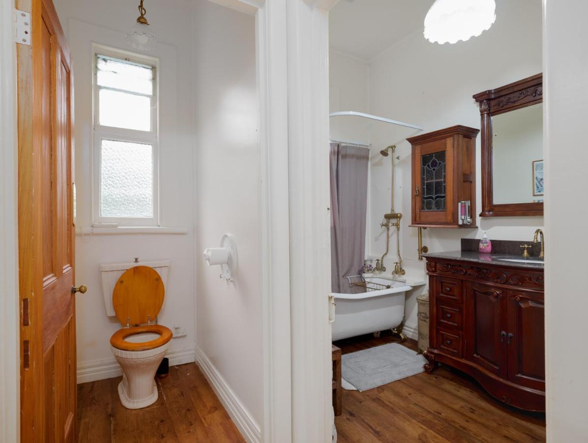 Otira Stagecoach Hotel 외부 사진