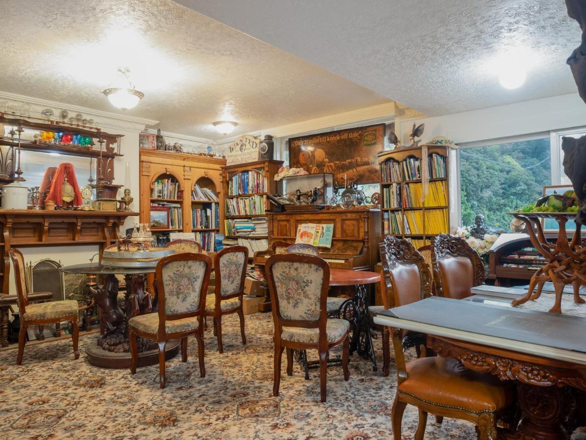 Otira Stagecoach Hotel 외부 사진