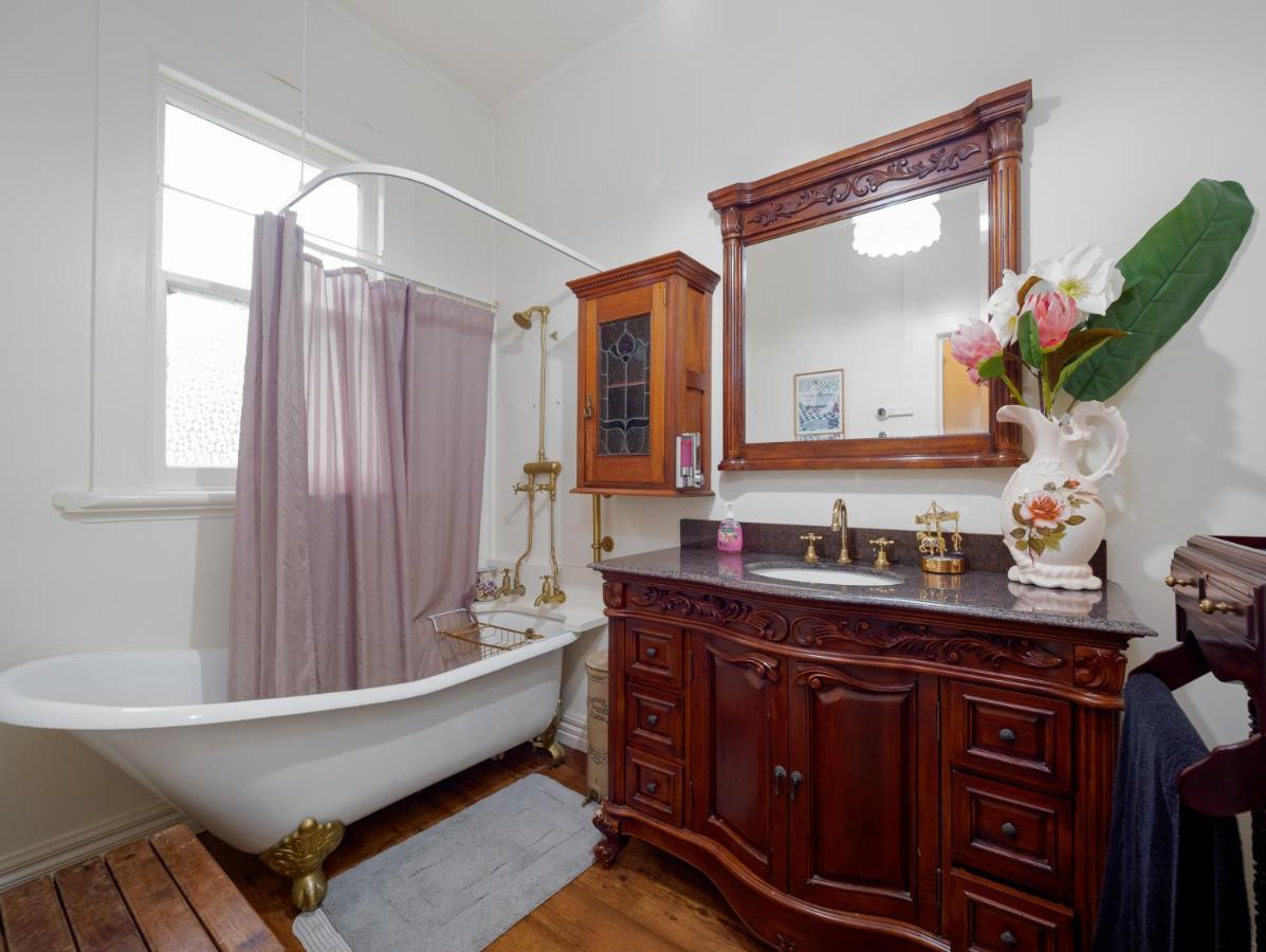 Otira Stagecoach Hotel 외부 사진